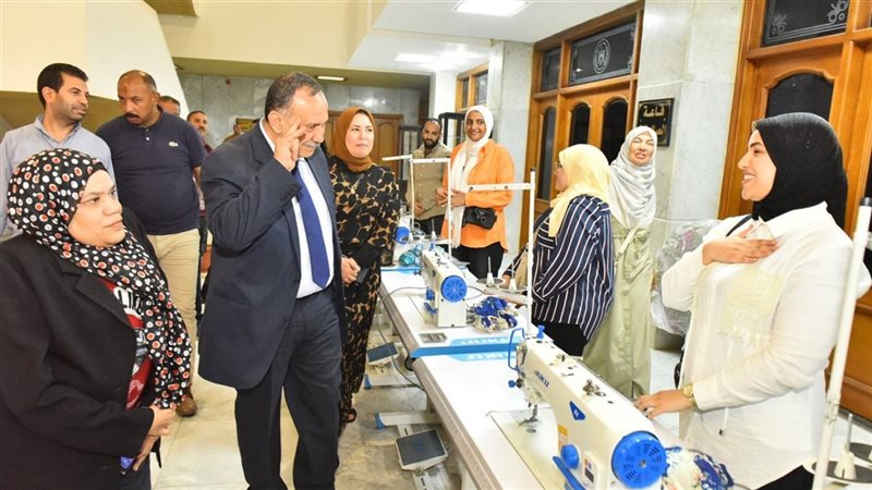 محافظ اسيوط