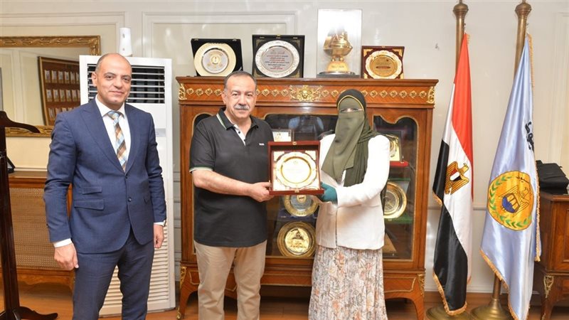 محافظ اسيوط