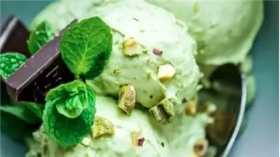 طريقة تحضير آيس كريم الليمون والنعناع بدون ماكينة.. انتعاش طبيعي