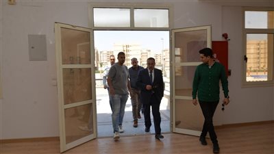 محافظ أسيوط: استكمال أعمال رصف طريق 