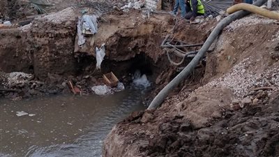 «مياه الاقصر» تطلق استجابة عاجلة لحماية الأهالي من خطر تسريب مائي