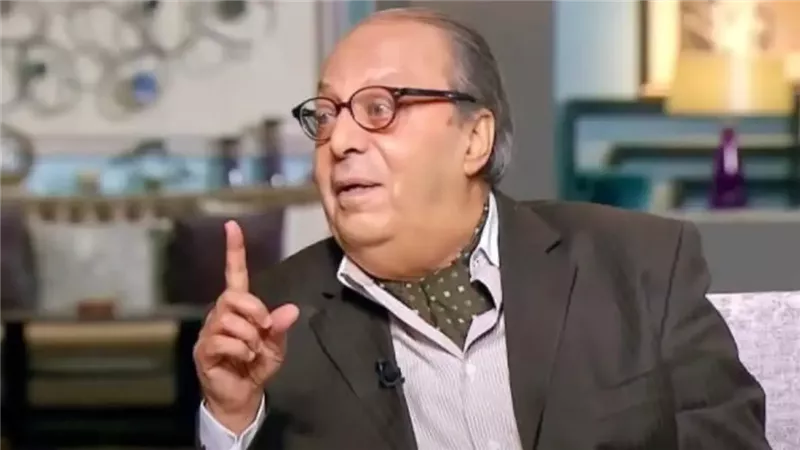 الفنان أسامة عباس