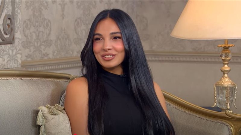 الفنانة سلمى أبو