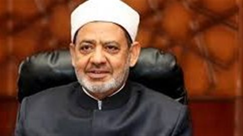 الامام احمد الطيب