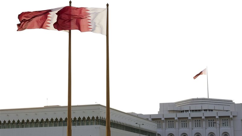 قطر تستدعي السفير