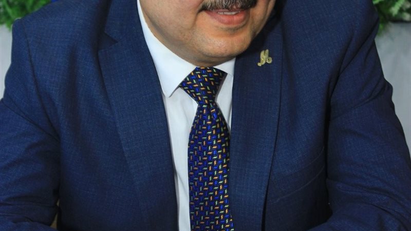 ميشيل الجمل رئيس