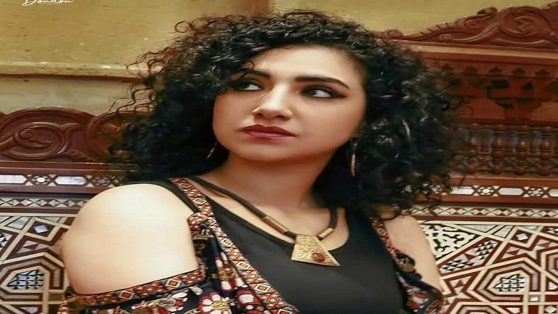 الفنانة الشابة فاطمة