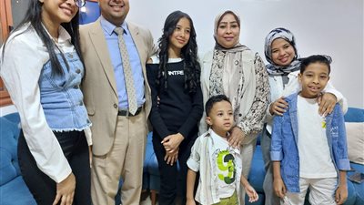 دروس ومذاكرة ودعم أمي.. 