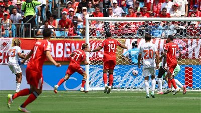 كأس العالم للأندية ..  بنفيكا ينهى الشوط الأول متقدما على بايرن ميونخ 