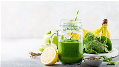 العصير الأخضر.. سرّ الجمال من الداخل وفوائد مذهلة للتنحيف 
