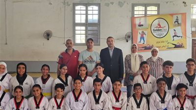 المدير الفني لمشروع القومي للموهبة والبطل الأولمبي يتفقد مركز تايكوندو بالسويس