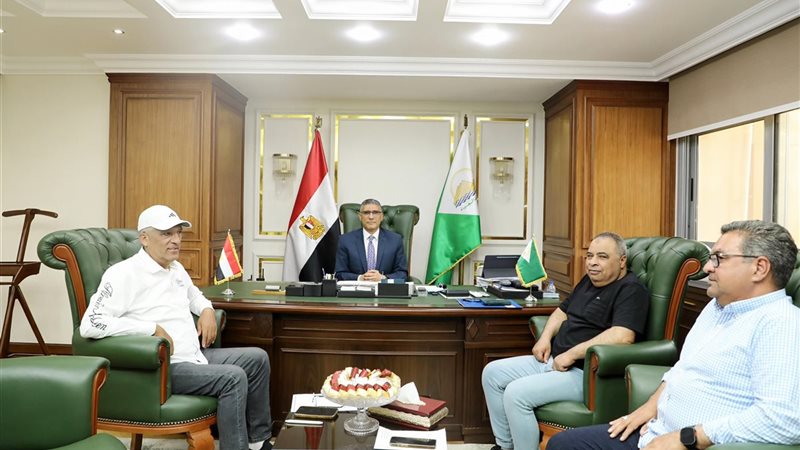 لقاء محافظ الجيزة
