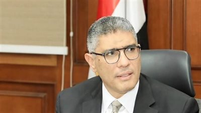 في جولة موسعة.. محافظ الجيزة يوجّه بحلول فورية لـ92 شكوى بمختلف الأحياء