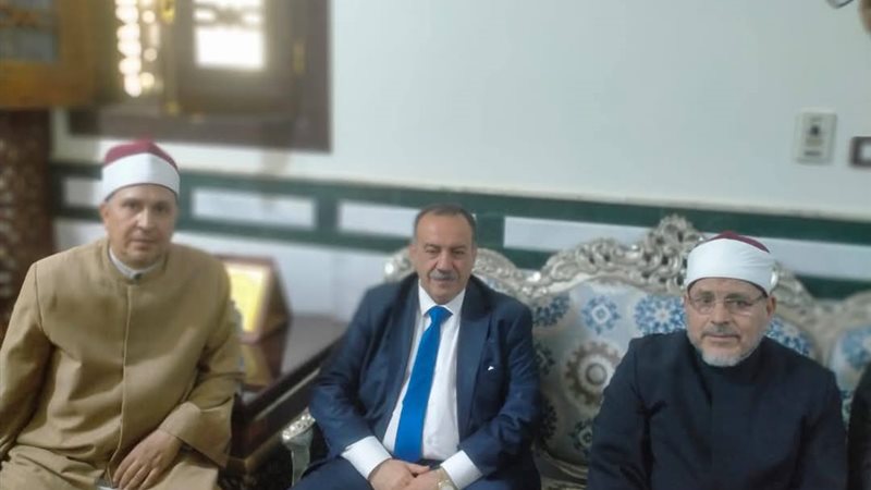 محافظ أسيوط وقيادات