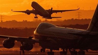 شركات الطيران تعلق رحلاتها إلى الشرق الأوسط..  ما القصة ولماذا تستمر حتى الآن؟