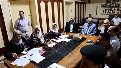 محافظ المنيا ووزير التربية والتعليم يتابعان امتحانات الثانوية العامة 