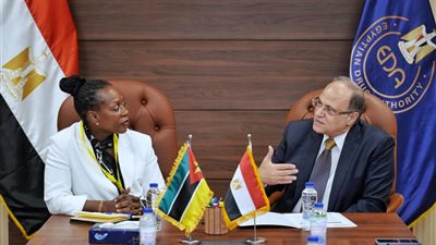 رئيس هيئة الدواء يبحث آليات تعزيز التعاون التنظيمي والفني مع نظيرته الموزمبيقي