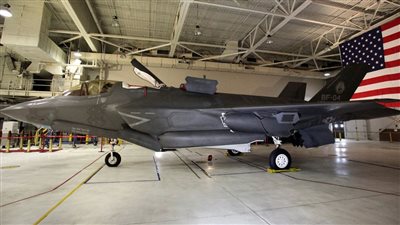 إسبانيا تتراجع عن خطط شراء طائرات مقاتلة من طراز إف-35