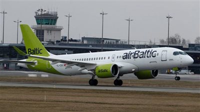 شركات الطيران عالمية تعلن استمرار تعليق رحلاتها إلى الشرق الأوسط 