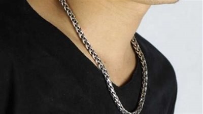 ما حكم لبس السلاسل الفضة للرجال؟.. أمين الفتوى يُجيب