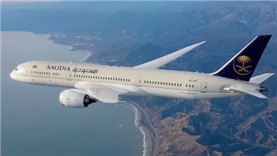 هبط بمطار القاهرة.. ما سبب وفاة الطيار السعودي محسن الزهراني أثناء رحلة جوية؟