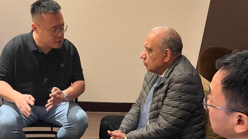 وزير الكهرباء