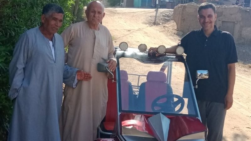 هشام عزت