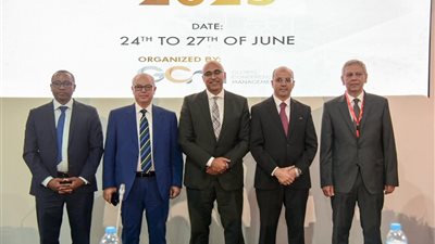 نحو سوق موحد.. هيئة الدواء تطلق أولى جلساتها بالمعرض الطبي الإفريقي