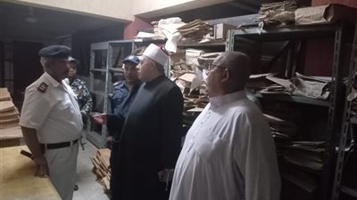 الثانوية الأزهرية 2025.. رئيس قطاع المعاهد يتفقد مركز الأسئلة بالأقصر