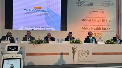 هيئة الدواء: مصر بوابة إفريقيا لصناعة الدواء ونستثمر في الذكاء الاصطناعي