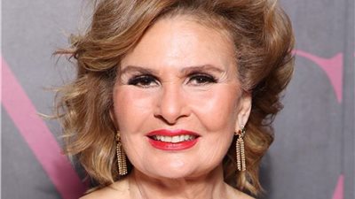 يسرا تنعي والدة هند صبري وتعتذر عن عدم الحضور .. والسبب؟