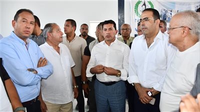 وزير الشباب والرياضة ومحافظ بورسعيد يتفقدان الاستاد 