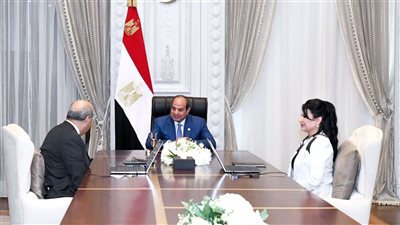 الرئيس السيسي يوجه باستمرار تطوير المطارات المصرية من خلال الشراكات الدولية