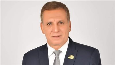  عبد الفتاح يحيى: قانون العمل الجديد يوفر بيئة عمل آمنة للجميع | خاص