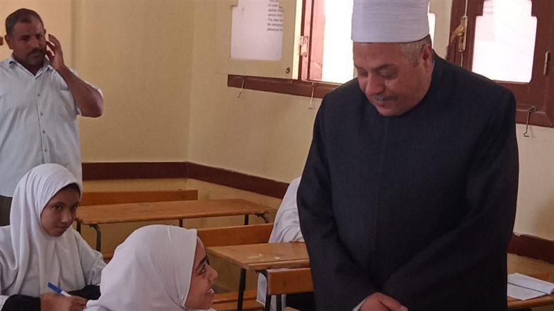 رئيس قطاع المعاهد