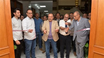 محافظ أسيوط يتفقد أعمال تطوير قاعة المؤتمرات الكبرى بديوان عام المحافظة  