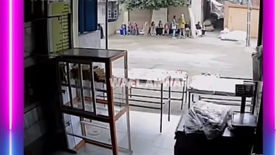 كاميرات المراقبة توثق لحظة انتظار فتيات حادث الإقليمي للميكروباص الأخير