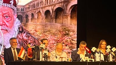 يحيى الفخراني: كل مرة أقدم مسرحية الملك لير اكتشف بها أمورًا جديدة