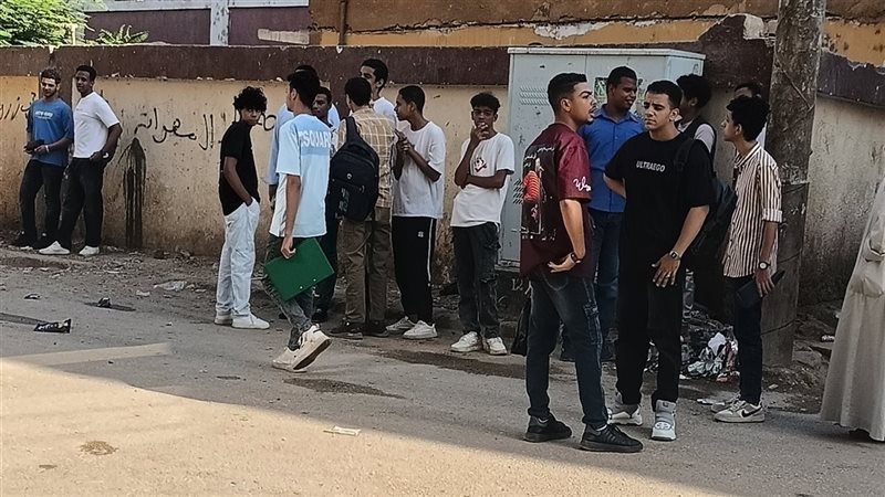 طلاب الثانوية