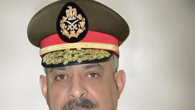 محافظ الفيوم يهنئ
