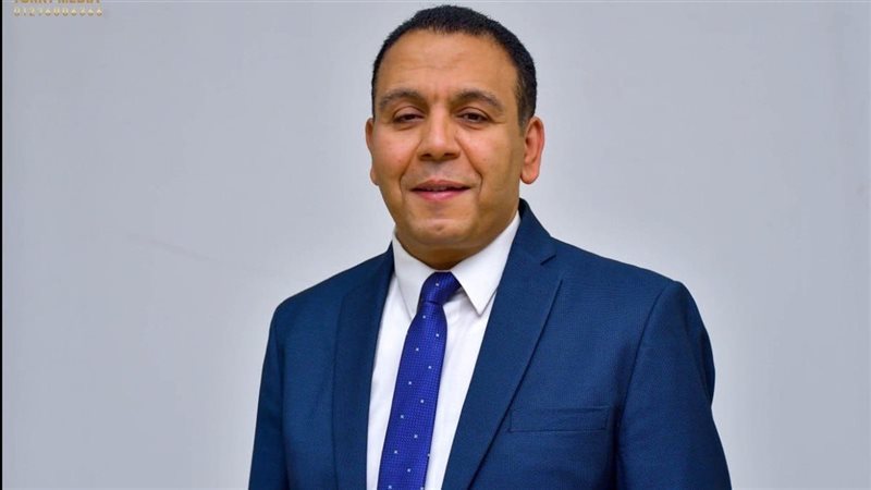 الدكتور أحمد شوقي