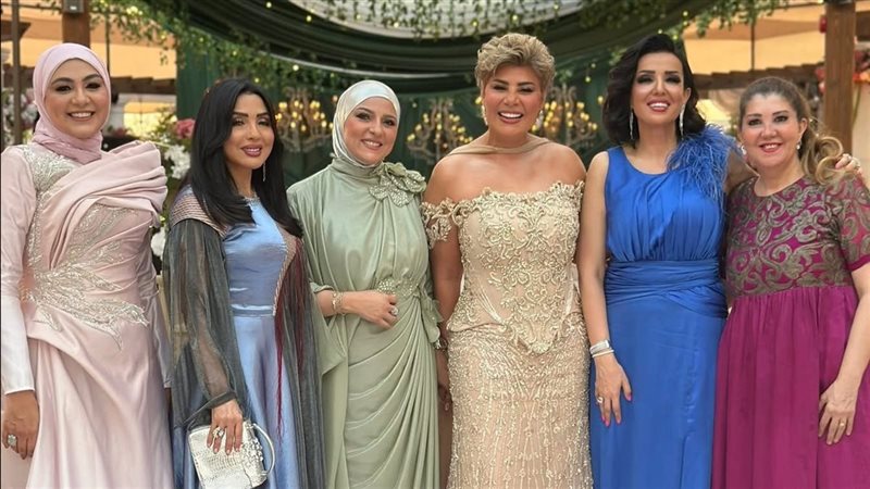مفيدة شيحة وأصدقائها