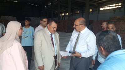 جولة ميدانية مكثفة لمديرية التموين بدمياط لمتابعة انتظام صرف السلع للمواطنين