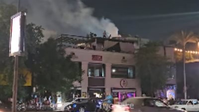 السيطرة على حريق هائل نشب داخل مطعم شهير بمصر الجديدة