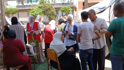 الصحة تقدم التوعية بأهمية الكشف المبكر عن الأورام لـ 189 ألفاً و338 مواطنا