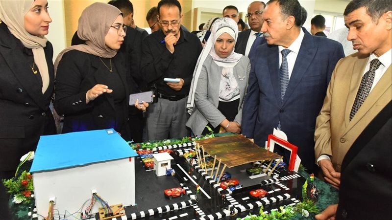 محافظ اسيوط