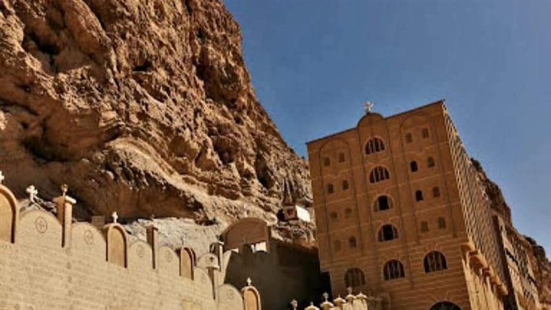 دير مار مينا في أسيوط