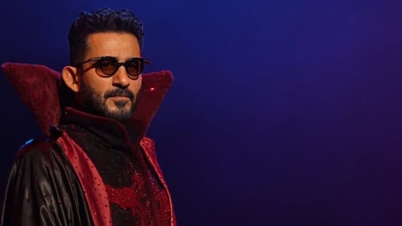أحمد حلمي في مسرحية