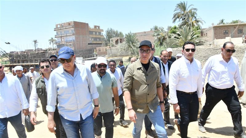 وزير الرى ومحافظ