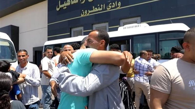الإفراج عن نزلاء